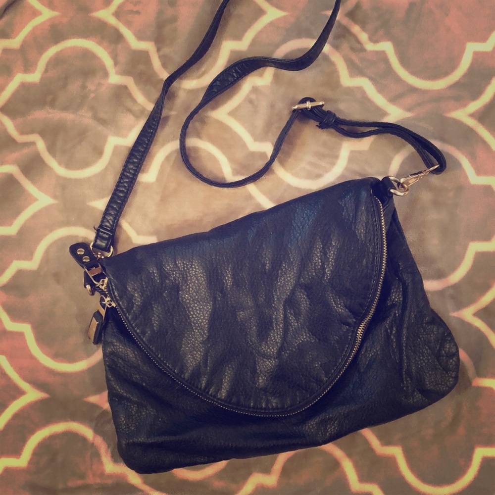 vegan leather crossbody bag